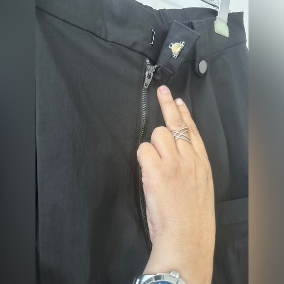 Dept.anonym Black High-Waist Cargo Pants with Pockets, Women’s Size Large - Picture 6 of 13